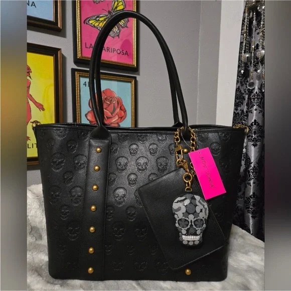 BETSEY JOHNSON Large Skull Embossed Studded XOSTUDDY Tote Bag Black Charm - Picture 1 of 16